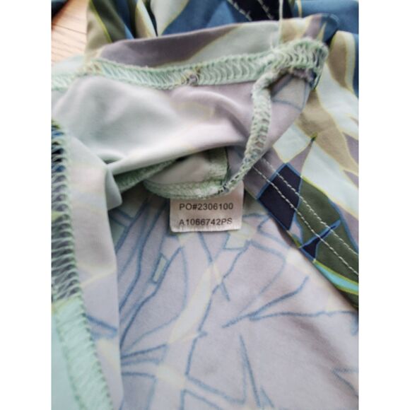 Hang Ten Rash Guard Long Sleeve Swim Top UV Protection UPF 50+ L EUC - Picture 3 of 8